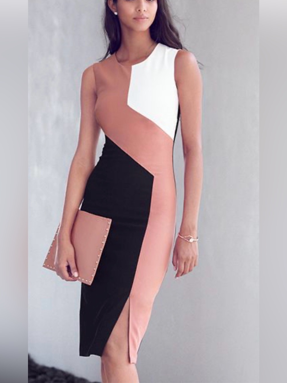 Sleeveless Colorblock Sheath Dress in Blush, Black & White